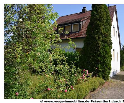 Freies, kleines Ein-/Zweifamilienhaus mit großem Grundstück, ohne Käuferprovision
