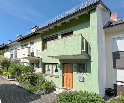 Reihenmittelhaus mit Garage in Nürnberg