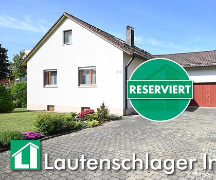 Inmitten der lebenswerten Gemeinde Sengenthal!
Einfamilienhaus mit Doppelgarage und Nebengebäude