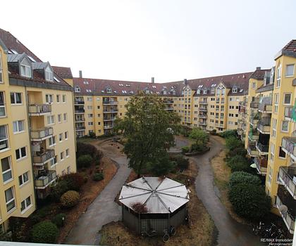 Attraktive Kapitalanlage in gepflegter Wohnanlage
1-Zimmer-Wohnung inklusive Tiefgaragenstellplatz