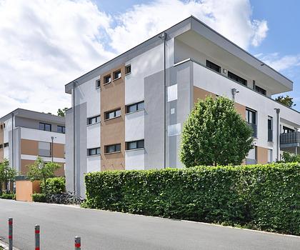 Exklusive 4-Zimmer-Wohnung mit großer Terrasse und Gartenanteil