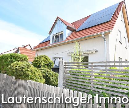 Perfekter Altersruhesitz! Großzügige 2-Zimmer-Wohnung in top saniertem Haus in Neumarkt
