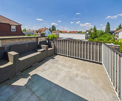 Zweifamilienhaus in zentraler Lage und erweiterbar auf ein Dreifamilienhaus