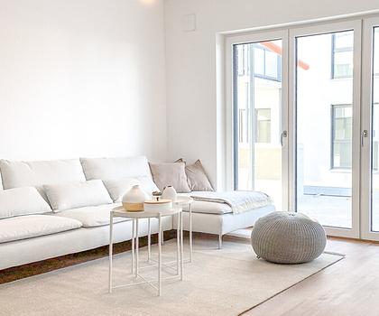 Luxuriös & hell: 3-Zimmer-Wohntraum mit eigenem Garten und Panoramaaussicht