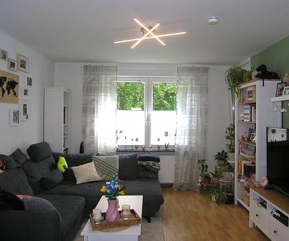 2-Zimmer-Wohnung im Hochparterre mit kleinem Balkon