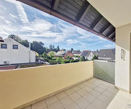 Neu sanierte 3-Zimmer-Wohnung mit Balkon in ruhiger Lage