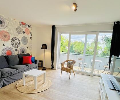 Modernes Wohnen mit Garten  Stilvoll möblierte 2-Zimmerwohnung in zentraler Lage Nürnbergs