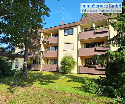 Freie 3-Zimmer-Eigentumswohnung im 2. OG mit Balkon