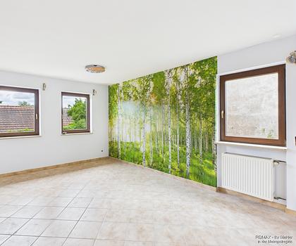 Großzügiges Einfamilienhaus mit Ausbaupotenzial und separater Einliegerwohnung