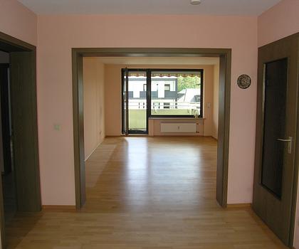 4-Zimmer-Eigentumswohnung mit Balkon und TG-Stellplatz