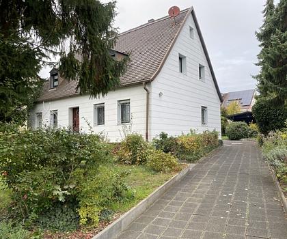 Wohnidylle mit großem Garten ...