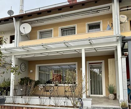 Reihenhaus in TOP-Zustand mit Garten und Garage