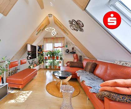 Kein 08/15! Schönes Raum-Ambiente! 3-Zi- Galeriewohnung mit Dachterrasse!