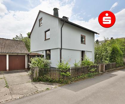 Älteres, charmantes Zweifamilienhaus in Nürnberg Moorenbrunn