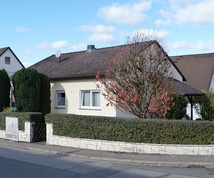 Gepflegtes Einfamilienwohnhaus. 
Wohnen auf einer Ebene in schöner, ruhiger Lage von Litzendorf