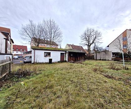 Nürnberg - Eibach - Grundstück mit Altbestand