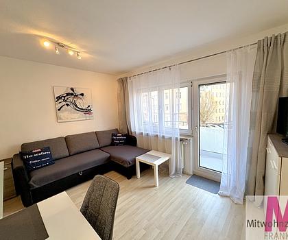 Charmante und lichtdurchflutete 1-Zimmer-Wohnung mit Balkon