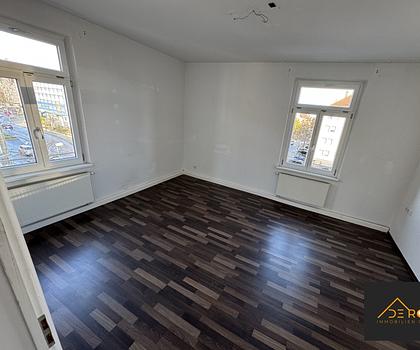 FÜR STADTLIEBHABER - ZENTRALE WOHNUNG - U-BAHN ZU FUSS ERREICHBAR -WG MÖGLICH