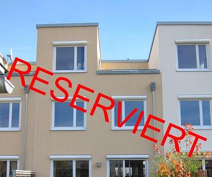 Modernes Stadthaus u. genug Platz für eine 5 köpfige Familie !
