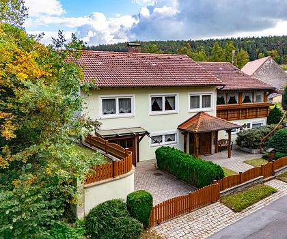 Reserviert: Idyllisch wohnen mit Weitblick – ideal für Familien oder Generationenwohnen