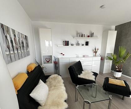 Exklusiv möblierte 2-Zimmerwohnung mit traumhaftem Fernblick in Nürnberg