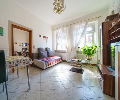 Charmante Altbauwohnung mit Balkon in Toplage! 