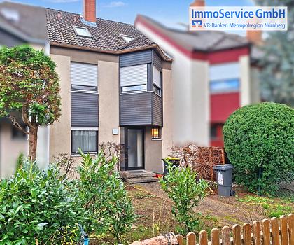 Geräumiges Reihenmittelhaus in bester Lage in Nürnberg-Thon zum Sofortbezug