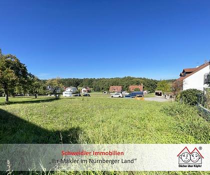 Sonniges Einfamilienhaus-Grundstück mit tollem Ausblick in herrlicher Lage von Lauf-Schönberg