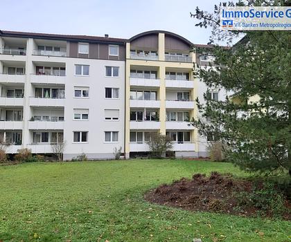 2-Zimmer-ETW mit Einbauküche, Lift, Loggia und TG-Stellplatz in Stadtnähe!