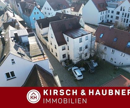 Altstadthaus mit 3 Wohnungen und kleinem Garten
Neumarkt - Schwesterhausgasse
