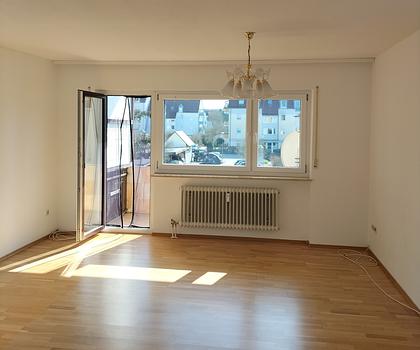 Helle 3-Zimmer-Eigentumswohnung mit Balkon und Garage