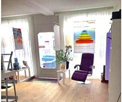 Hochwertig kernsanierter, zeitgemäß ausgestatteter Laden- oder Büroraum in zentraler Innenstadtlage