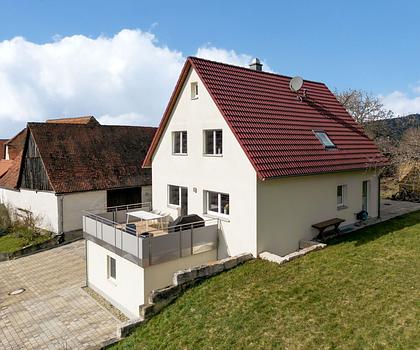 Traumhaftes Einfamilienhaus mit großem Grundstück in Eggolsheim-Drosendorf - Einziehen und genießen!