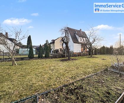 Grundstück mit vielseitigen Bebauungsmöglichkeiten in ruhiger Wohnlage