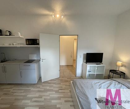 Gepflegte neu möbliertebr/Wohnung in zentraler Lage