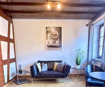 Möbliertes Altstadt-Juwel am Unschlittplatz Stilvoll wohnen im historischen Fachwerkhaus mit einzigartigem Ausblick