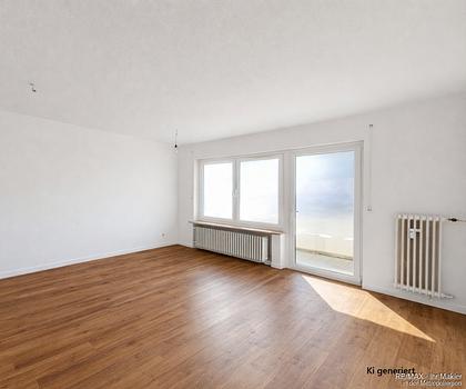 Erstbezug nach Renovierung - 3 Zimmer Wohnung mit Balkon