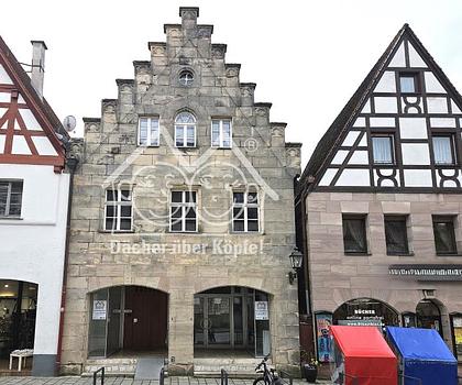 Attraktive Ladenfläche in Bestlage direkt am historischen Marktplatz von Lauf an der Pegnitz