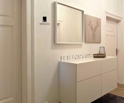 Helle 4-Zimmer-Altbauwohnung mit großzügigem Westbalkon in Heroldsberg