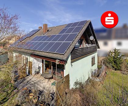 Grüne Oase in Erlangen-West: Großzügiges Familienglück auf 819 m² Grund