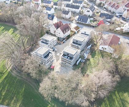 Elegante & moderne Doppelhaushälfte mit schönem Privatgarten und Dachterrasse