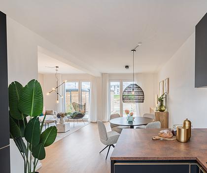 Fussläufig in die Innenstadt: Helles und familienfreundliches Doppelhaus mit Garten und Dachterrasse