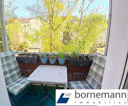 Südstadt, ruhige Seitenstraße! 3-Zimmer-Wohnung mit Südbalkon!