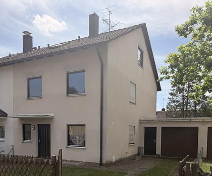 Schmuckstück in bester Lage mit Entwicklungspotenial