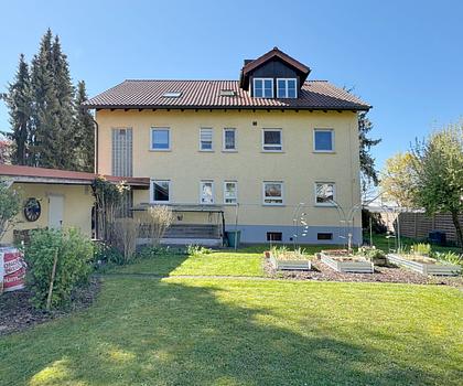 Stetig renoviertes 3-Familienhaus mit schönem Gartengrundstück in Hirschaid