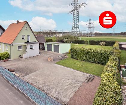Gepflegtes Einfamilienhaus mit weitläufigem Grundstück in Roßtal-Raitersaich