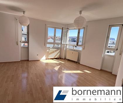 Nähe Zentrum! Oberste Etage! Freie 2-Zimmer-ETW inkl. TG-Duplexparker!