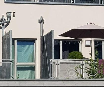 Wohnen am Golfpark ..,
Moderne 4 Zimmer- Wohnung mit Carport 