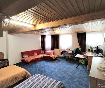 Vermietetes Denkmalgeschütztes Zweifamilienhaus in zentraler Lage