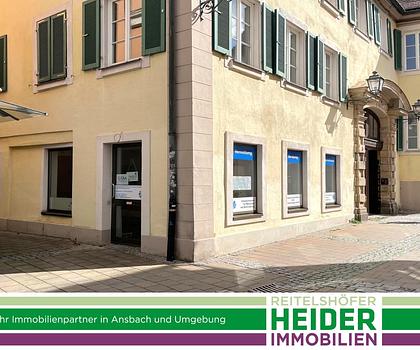 kleines Ladengeschäft in der Fußgängerzone